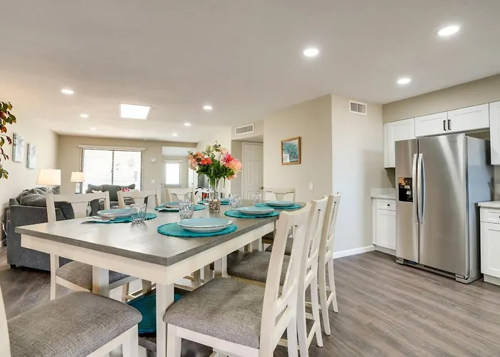 Golfer's Oasis! 55+ Sun West Retreat W/ Pool *