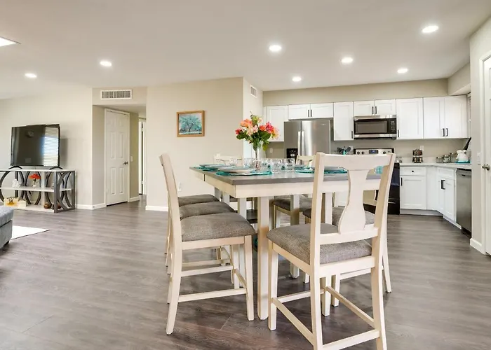 Holiday home Golfer's Oasis! 55+ Sun West Retreat W/ Pool Sun City West